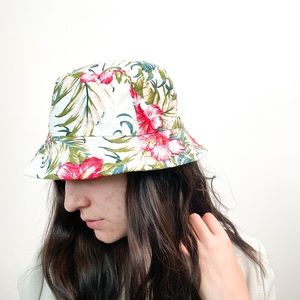 Floral White and Pink Y2K Summer Bucket Hat